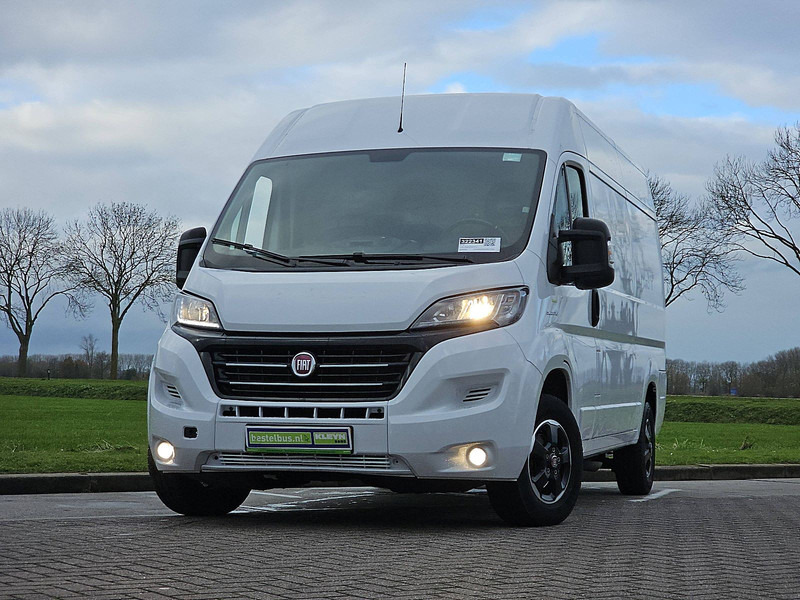 Fiat Ducato 2.3 Fullclima EURO6 - Autoutilitară compactă: Foto 1 Fiat Ducato 2.3 Fullclima EURO6 - Autoutilitară compactă: Foto 1