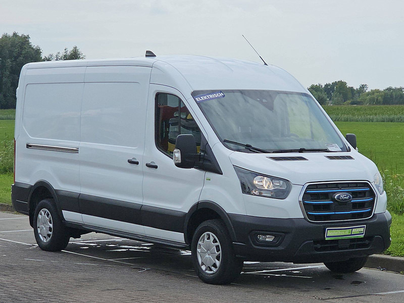 Ford E-Transit 68 Kwh elektrisch - Dubă, Autoutilitară electrică: Foto 5 Ford E-Transit 68 Kwh elektrisch - Dubă, Autoutilitară electrică: Foto 5
