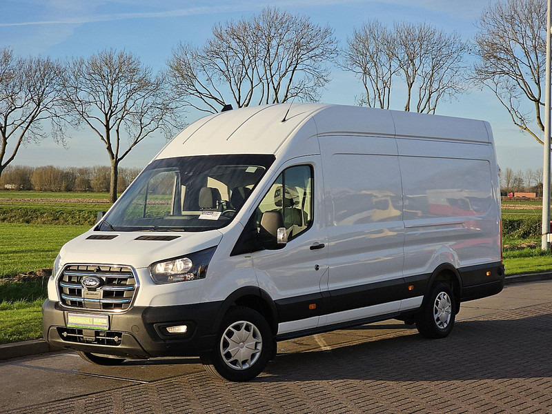 Ford E-Transit L4H3 Maxi 68kWh! - Dubă, Autoutilitară electrică: Foto 2 Ford E-Transit L4H3 Maxi 68kWh! - Dubă, Autoutilitară electrică: Foto 2