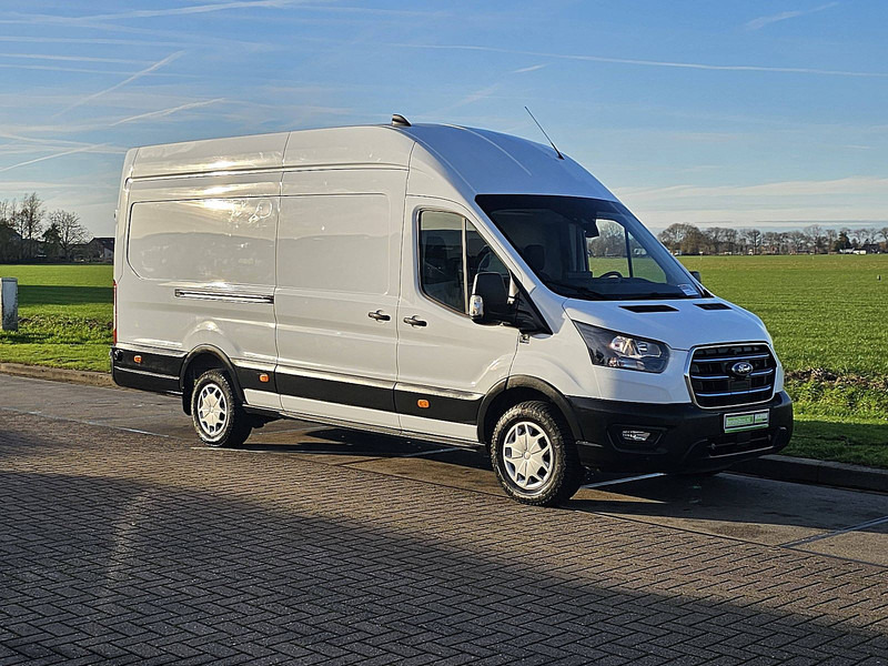 Ford E-Transit L4H3 Maxi 75 kWh - Dubă, Autoutilitară electrică: Foto 5 Ford E-Transit L4H3 Maxi 75 kWh - Dubă, Autoutilitară electrică: Foto 5
