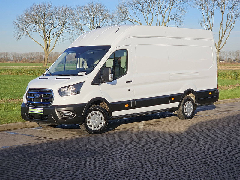 Ford E-Transit L4H3 Maxi 89 kWh - Dubă, Autoutilitară electrică: Foto 2 Ford E-Transit L4H3 Maxi 89 kWh - Dubă, Autoutilitară electrică: Foto 2
