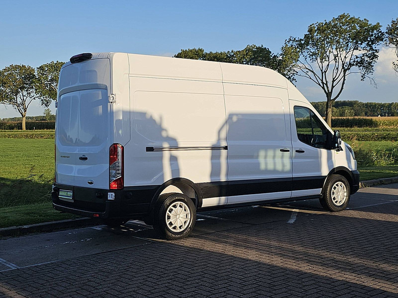 Ford Transit 2.0 L3H3 Nav 360Camera! - Dubă: Foto 3 Ford Transit 2.0 L3H3 Nav 360Camera! - Dubă: Foto 3