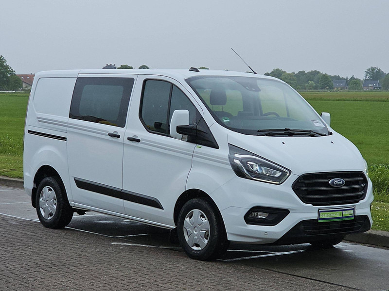Ford Transit 2.0 - Autoutilitară compactă: Foto 5 Ford Transit 2.0 - Autoutilitară compactă: Foto 5