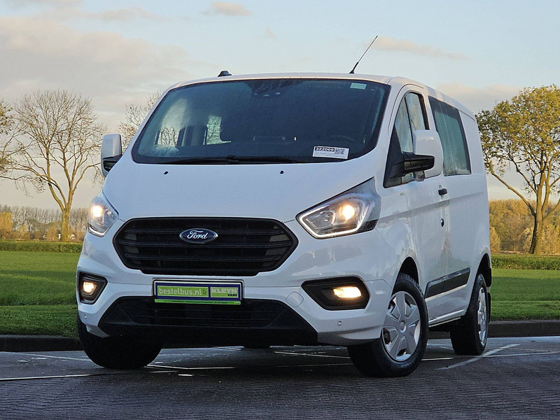 Ford Transit Custom 2.0 L1H1 Dub.- Cab. Navi - Autoutilitară compactă: Foto 1 Ford Transit Custom 2.0 L1H1 Dub.- Cab. Navi - Autoutilitară compactă: Foto 1