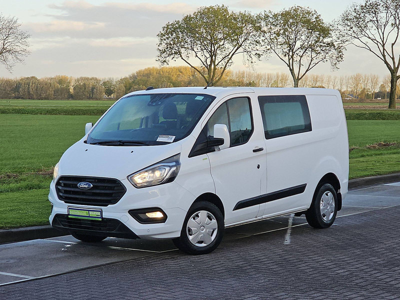 Ford Transit Custom 2.0 L1H1 Dub.- Cab. Navi - Autoutilitară compactă: Foto 2 Ford Transit Custom 2.0 L1H1 Dub.- Cab. Navi - Autoutilitară compactă: Foto 2