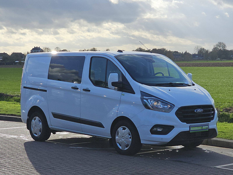 Ford Transit Custom 2.0 L1H1 Navi Euro6 - Autoutilitară compactă: Foto 5 Ford Transit Custom 2.0 L1H1 Navi Euro6 - Autoutilitară compactă: Foto 5
