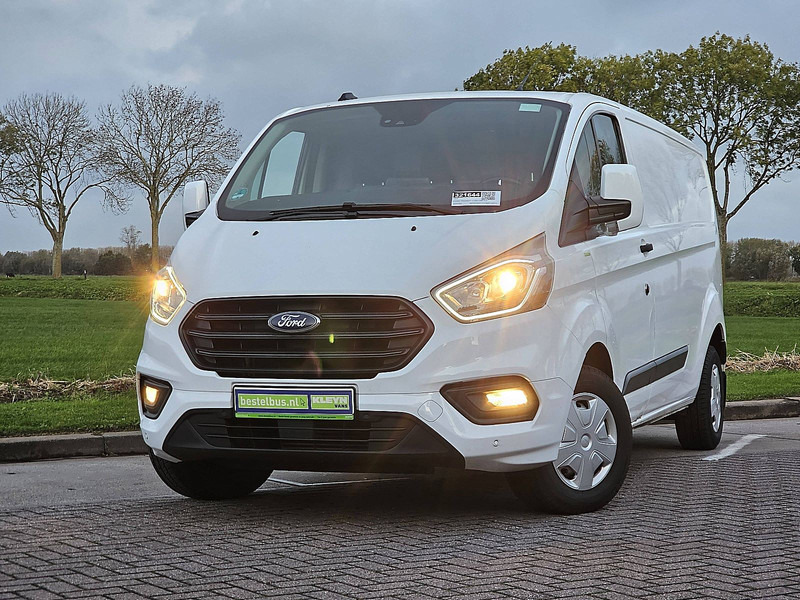 Ford Transit Custom 2.0 L2H1 Navi Euro6 - Autoutilitară compactă: Foto 1 Ford Transit Custom 2.0 L2H1 Navi Euro6 - Autoutilitară compactă: Foto 1