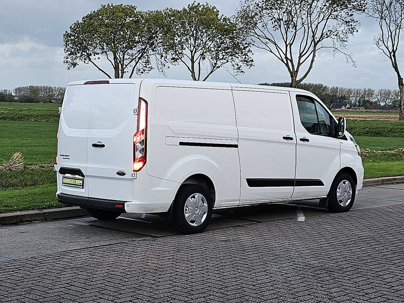 Ford Transit Custom 2.0 L2H1 Navi Euro6 - Autoutilitară compactă: Foto 3 Ford Transit Custom 2.0 L2H1 Navi Euro6 - Autoutilitară compactă: Foto 3