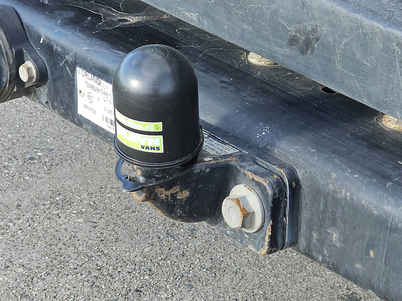 Dubă Iveco Daily 35 C dubbel cabine EURO6: Foto 16 Dubă Iveco Daily 35 C dubbel cabine EURO6: Foto 16