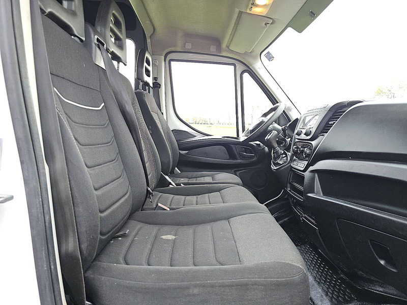 Dubă Iveco Daily 35 C dubbel cabine EURO6: Foto 7 Dubă Iveco Daily 35 C dubbel cabine EURO6: Foto 7