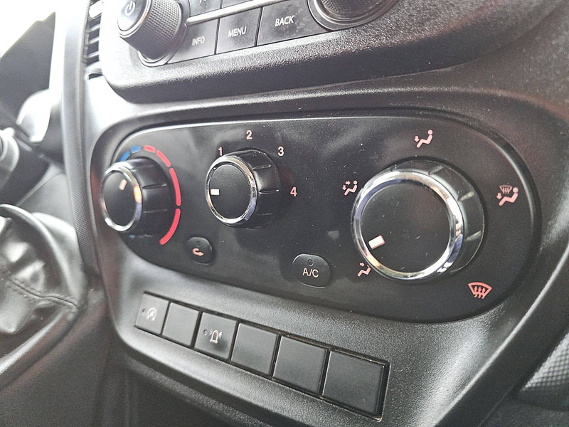 Dubă Iveco Daily 35 C dubbel cabine EURO6: Foto 11 Dubă Iveco Daily 35 C dubbel cabine EURO6: Foto 11