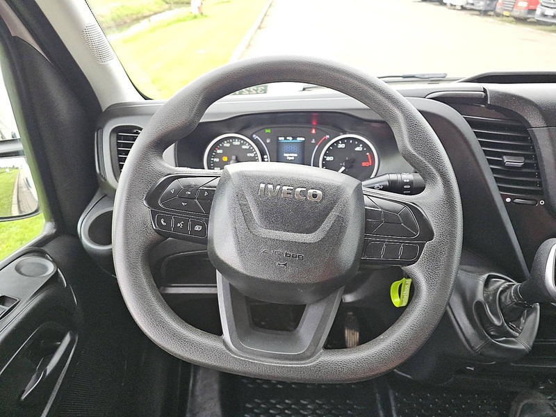 Dubă Iveco Daily 35 C dubbel cabine EURO6: Foto 10 Dubă Iveco Daily 35 C dubbel cabine EURO6: Foto 10
