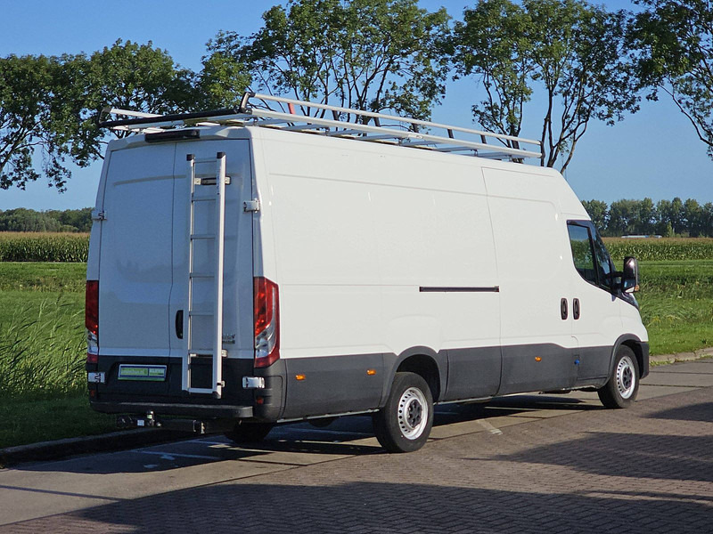 Iveco Daily 35S18 XL ac automaat EURO6 - Dubă: Foto 3 Iveco Daily 35S18 XL ac automaat EURO6 - Dubă: Foto 3