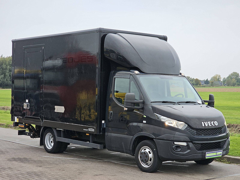 Iveco Daily 40C15 3.0 ltr - Autoutilitară box: Foto 5 Iveco Daily 40C15 3.0 ltr - Autoutilitară box: Foto 5