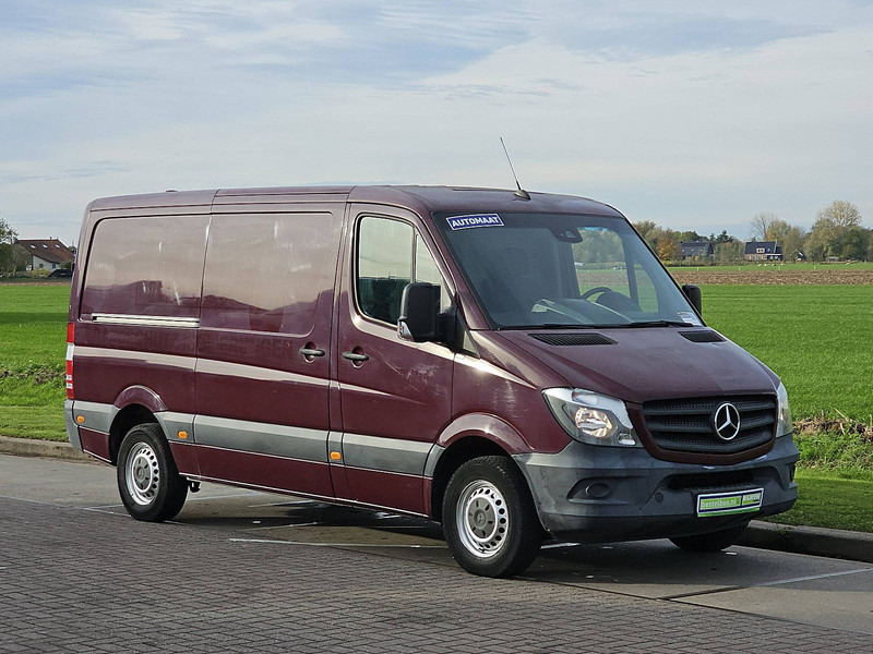 Mercedes-Benz Sprinter 211 CDI - Autoutilitară compactă: Foto 5 Mercedes-Benz Sprinter 211 CDI - Autoutilitară compactă: Foto 5