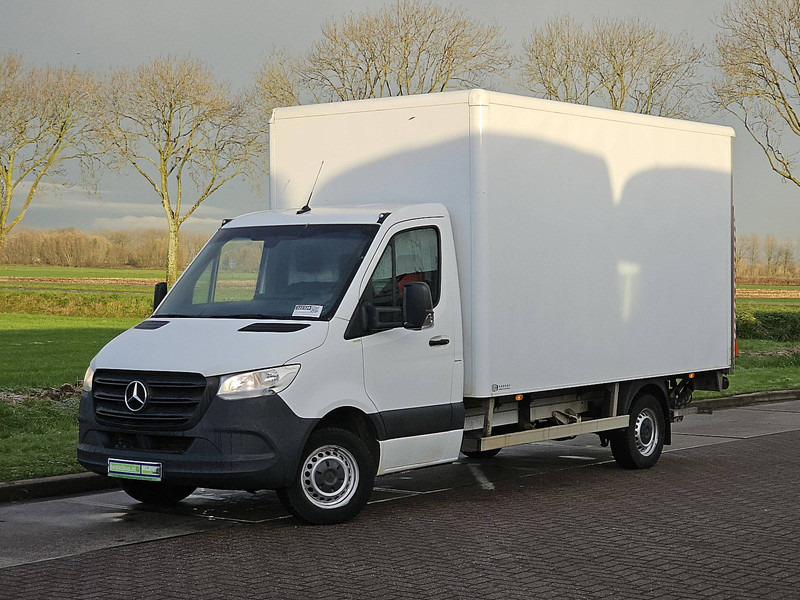Mercedes-Benz Sprinter 315 Bakwagen Laadklep! - Autoutilitară box: Foto 2 Mercedes-Benz Sprinter 315 Bakwagen Laadklep! - Autoutilitară box: Foto 2
