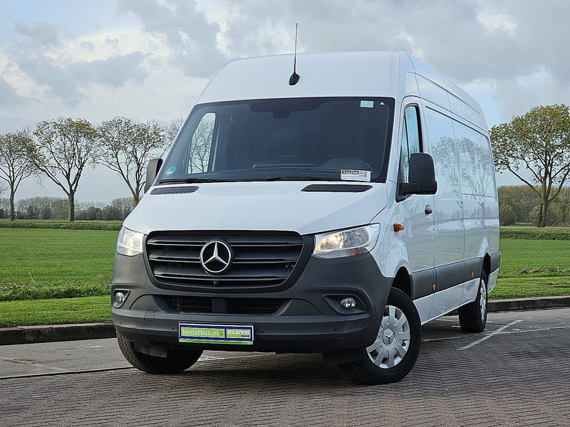 Mercedes-Benz Sprinter 315 L3H2 Mbux Navi Euro6 - Dubă: Foto 1 Mercedes-Benz Sprinter 315 L3H2 Mbux Navi Euro6 - Dubă: Foto 1