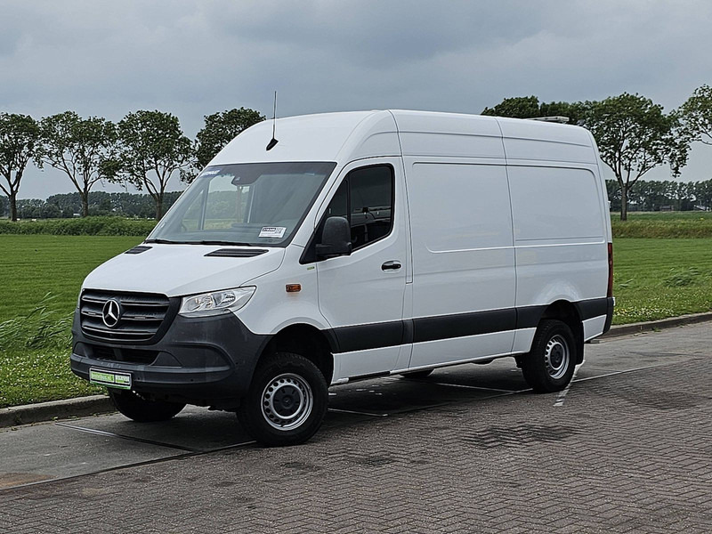 Mercedes-Benz Sprinter 316 L2H2 Mbux 4x4 Autom! - Dubă: Foto 2 Mercedes-Benz Sprinter 316 L2H2 Mbux 4x4 Autom! - Dubă: Foto 2