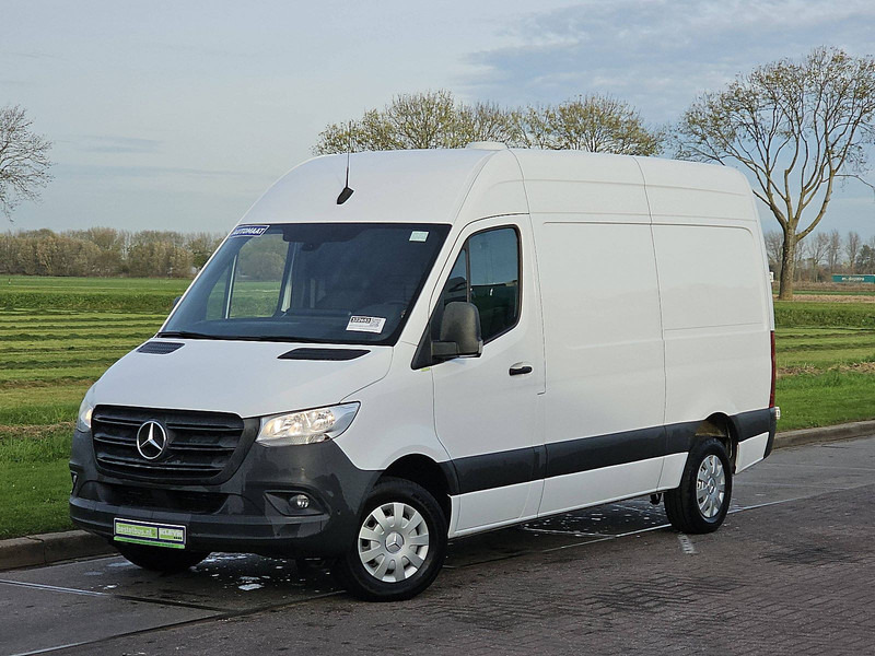 Mercedes-Benz Sprinter 316 L2H2 Mbux RWD! - Dubă: Foto 2 Mercedes-Benz Sprinter 316 L2H2 Mbux RWD! - Dubă: Foto 2