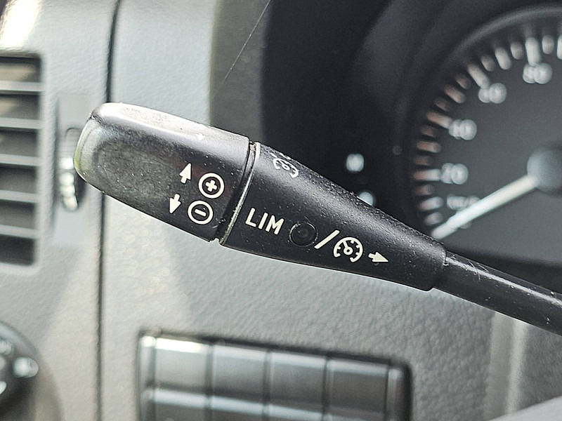 Leasing de Mercedes-Benz Sprinter 316 ac automaat Mercedes-Benz Sprinter 316 ac automaat: Foto 12 Leasing de Mercedes-Benz Sprinter 316 ac automaat Mercedes-Benz Sprinter 316 ac automaat: Foto 12