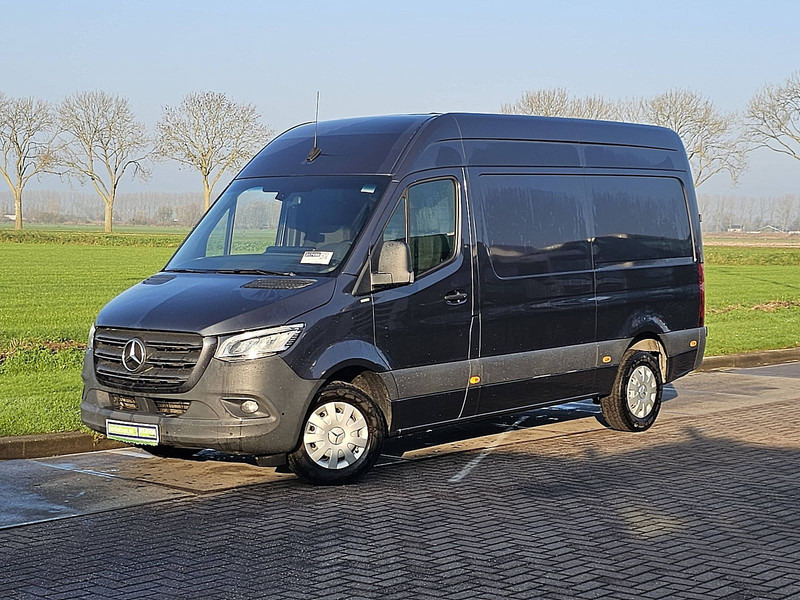 Mercedes-Benz Sprinter 317 L2H2 LED Navi ! - Autoutilitară compactă: Foto 2 Mercedes-Benz Sprinter 317 L2H2 LED Navi ! - Autoutilitară compactă: Foto 2