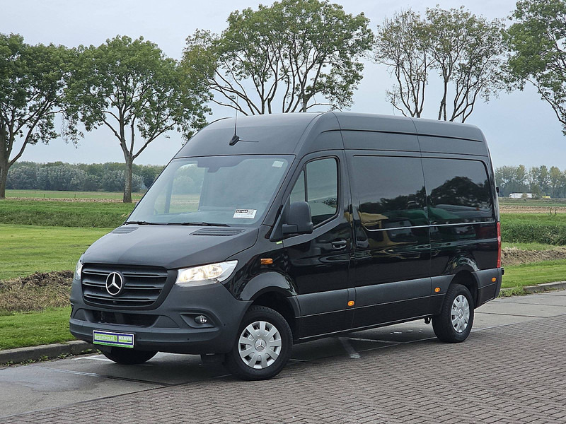 Mercedes-Benz Sprinter 317 L2H2 Mbux 360camera! - Dubă: Foto 2 Mercedes-Benz Sprinter 317 L2H2 Mbux 360camera! - Dubă: Foto 2