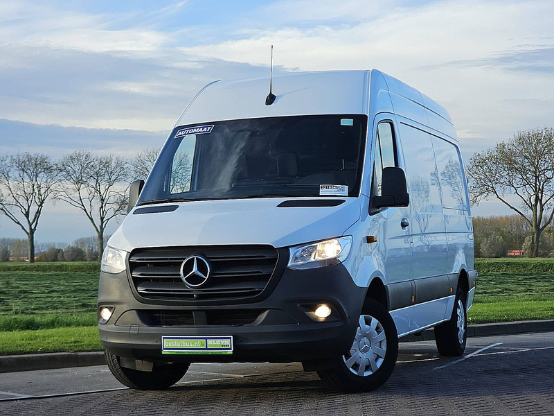 Mercedes-Benz Sprinter 317 L2H2 Mbux Navi Euro6 - Dubă: Foto 1 Mercedes-Benz Sprinter 317 L2H2 Mbux Navi Euro6 - Dubă: Foto 1
