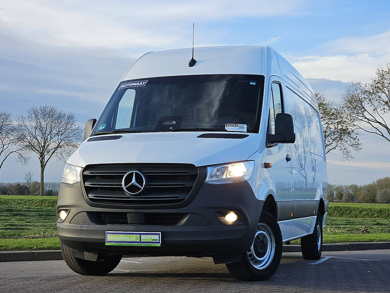 Mercedes-Benz Sprinter 317 L2H2 RWD Mbux10 - Dubă: Foto 1 Mercedes-Benz Sprinter 317 L2H2 RWD Mbux10 - Dubă: Foto 1