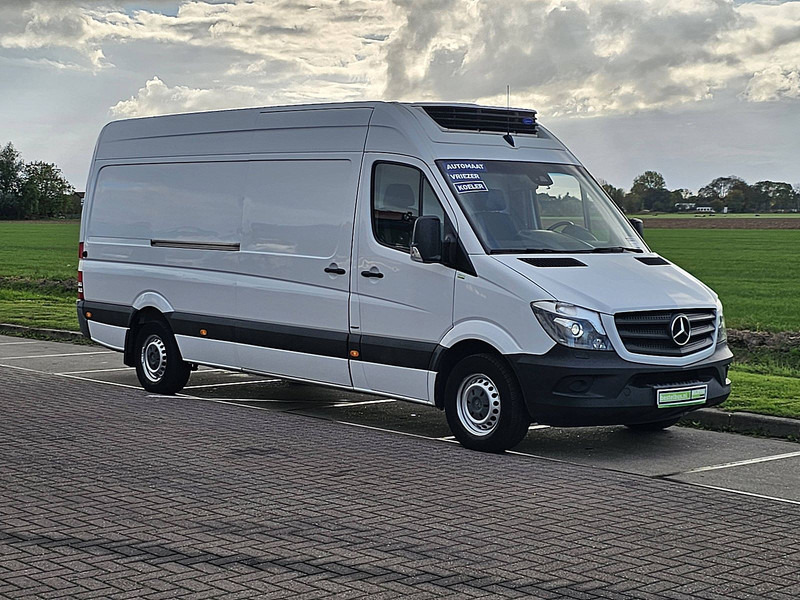Mercedes-Benz Sprinter 319 L3H2 V6 Koelwagen! - Autoutilitară frigorifica: Foto 5 Mercedes-Benz Sprinter 319 L3H2 V6 Koelwagen! - Autoutilitară frigorifica: Foto 5
