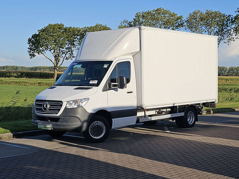 Mercedes-Benz Sprinter 516 ac automaat EURO6 - Autoutilitară box: Foto 2 Mercedes-Benz Sprinter 516 ac automaat EURO6 - Autoutilitară box: Foto 2