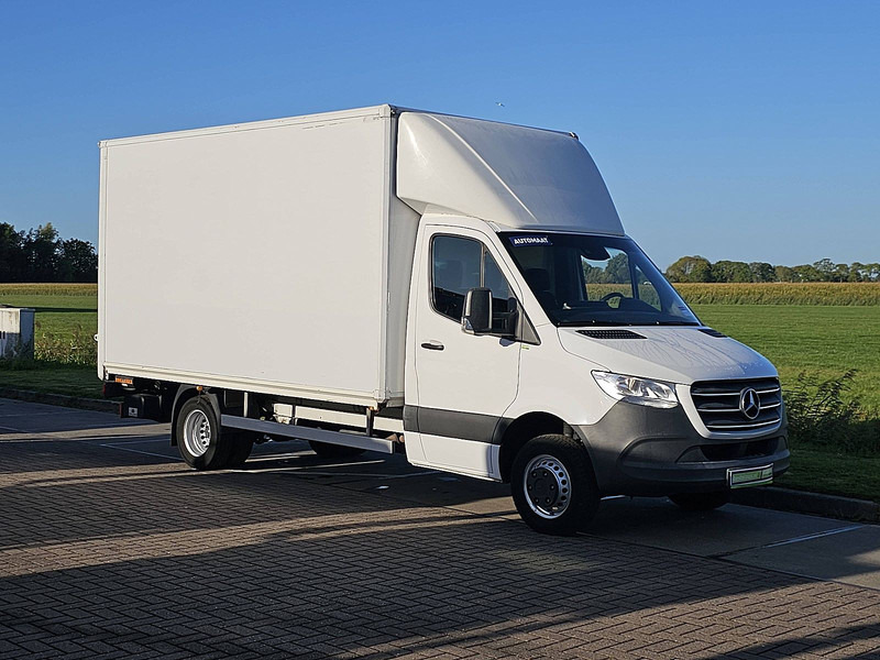 Mercedes-Benz Sprinter 516 ac automaat EURO6 - Autoutilitară box: Foto 5 Mercedes-Benz Sprinter 516 ac automaat EURO6 - Autoutilitară box: Foto 5