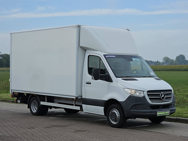 Mercedes-Benz Sprinter 516 ac automaat EURO6 - Autoutilitară box: Foto 5 Mercedes-Benz Sprinter 516 ac automaat EURO6 - Autoutilitară box: Foto 5