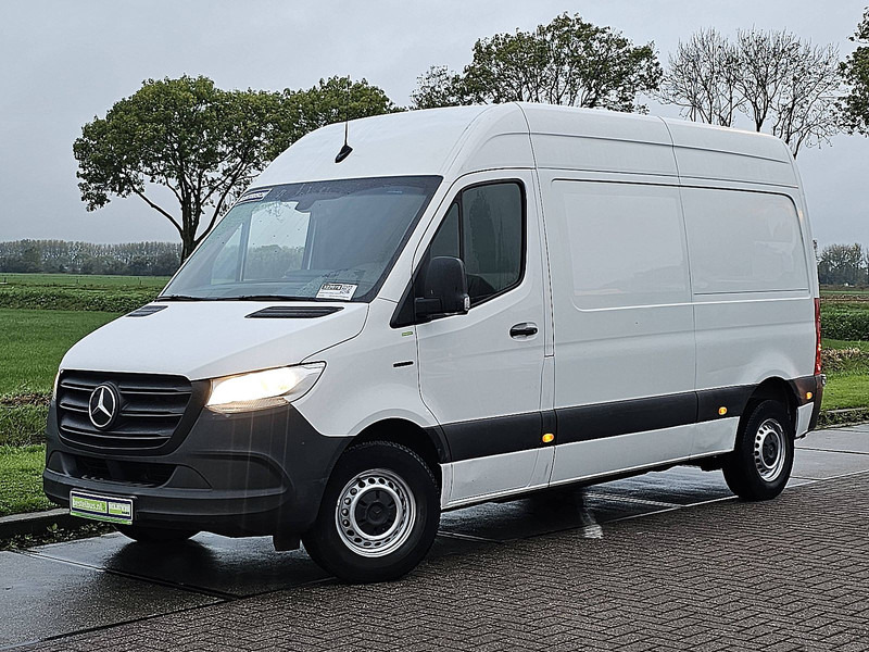 Mercedes-Benz eSprinter  L2H2 Elektrisch AC! - Dubă, Autoutilitară electrică: Foto 2 Mercedes-Benz eSprinter  L2H2 Elektrisch AC! - Dubă, Autoutilitară electrică: Foto 2