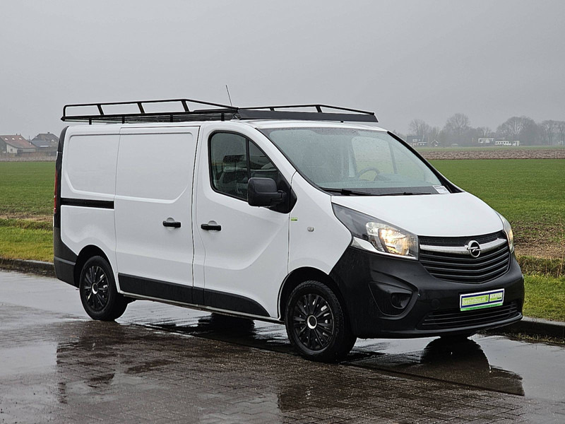 Opel Vivaro 1.6 L1H1 AC Navi Euro6! - Autoutilitară compactă: Foto 5 Opel Vivaro 1.6 L1H1 AC Navi Euro6! - Autoutilitară compactă: Foto 5