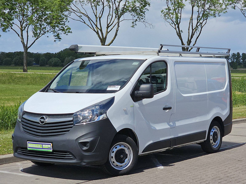 Opel Vivaro 1.6 L1H1 Imperiaal Euro6 - Autoutilitară compactă: Foto 2 Opel Vivaro 1.6 L1H1 Imperiaal Euro6 - Autoutilitară compactă: Foto 2