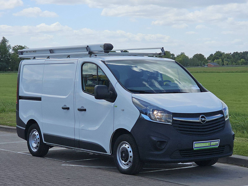 Opel Vivaro 1.6 L1H1 Imperiaal Euro6 - Autoutilitară compactă: Foto 5 Opel Vivaro 1.6 L1H1 Imperiaal Euro6 - Autoutilitară compactă: Foto 5