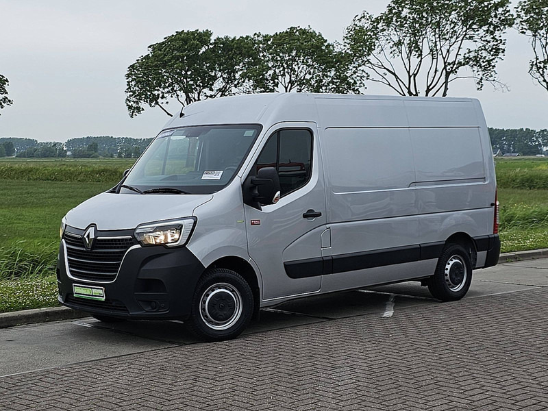 Renault Master 2.3 DCI 150 AUT. L2H2 - Dubă: Foto 2 Renault Master 2.3 DCI 150 AUT. L2H2 - Dubă: Foto 2