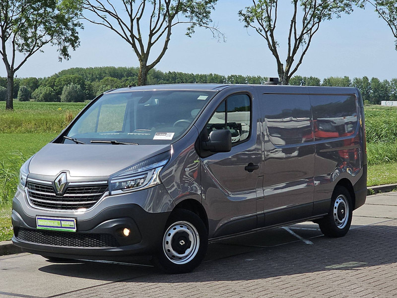 Renault Trafic 1.6 DCI L2 Facelift Navi NAP - Autoutilitară compactă: Foto 2 Renault Trafic 1.6 DCI L2 Facelift Navi NAP - Autoutilitară compactă: Foto 2