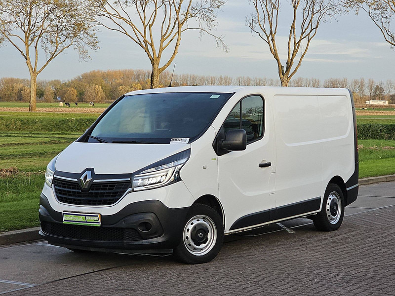 Renault Trafic 1.6 DCI ac bluetooth EURO6 - Autoutilitară compactă: Foto 2 Renault Trafic 1.6 DCI ac bluetooth EURO6 - Autoutilitară compactă: Foto 2