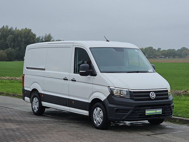 Volkswagen Crafter 35 2.0 L3H2 Navi Euro6 - Dubă: Foto 5 Volkswagen Crafter 35 2.0 L3H2 Navi Euro6 - Dubă: Foto 5