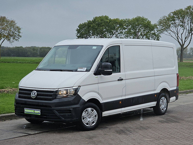 Volkswagen Crafter 35 2.0 L3H2 Navi Euro6 - Dubă: Foto 2 Volkswagen Crafter 35 2.0 L3H2 Navi Euro6 - Dubă: Foto 2