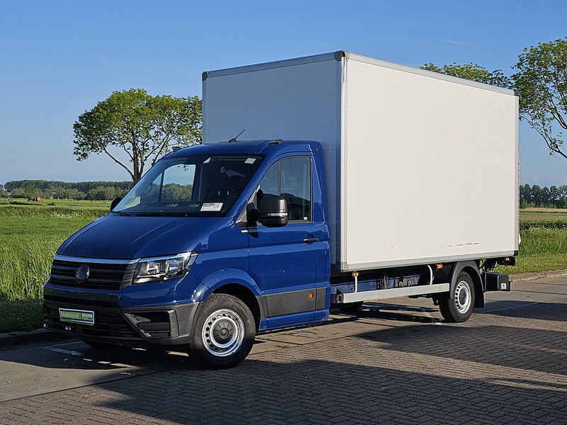 Volkswagen Crafter 35 2.0 ac EURO6 - Autoutilitară box: Foto 2 Volkswagen Crafter 35 2.0 ac EURO6 - Autoutilitară box: Foto 2