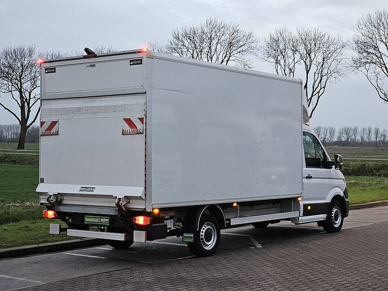 Volkswagen Crafter 35 2.0 ac carplay EURO6 - Autoutilitară box: Foto 3 Volkswagen Crafter 35 2.0 ac carplay EURO6 - Autoutilitară box: Foto 3