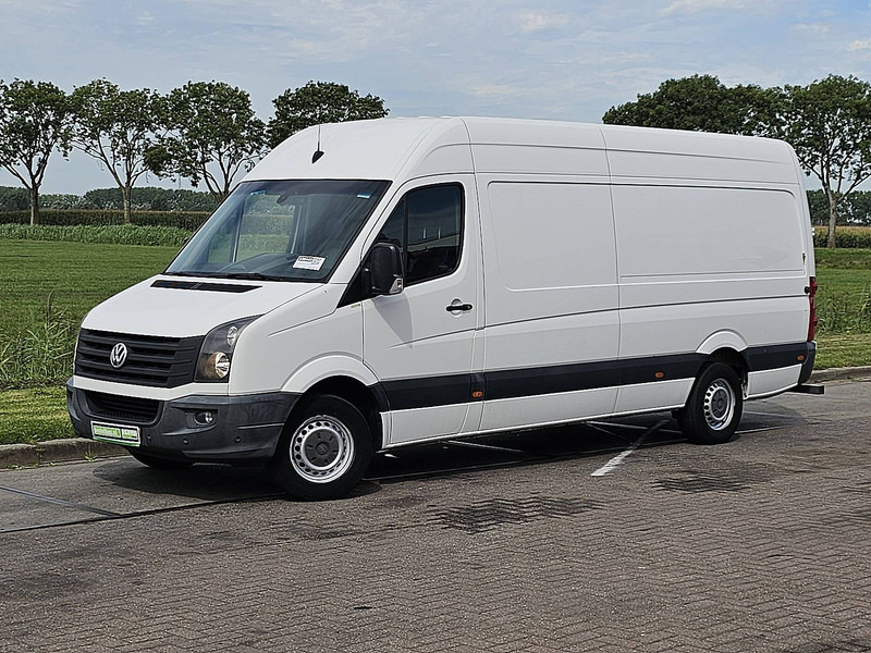 Volkswagen Crafter 35 2.0 ac cruisecontrol - Autoutilitară compactă: Foto 2 Volkswagen Crafter 35 2.0 ac cruisecontrol - Autoutilitară compactă: Foto 2