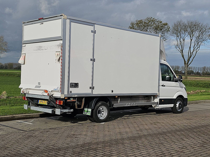 Volkswagen Crafter 50 2.0 ac carplay EURO6 - Autoutilitară box: Foto 3 Volkswagen Crafter 50 2.0 ac carplay EURO6 - Autoutilitară box: Foto 3