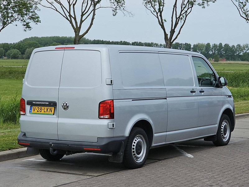 Volkswagen Transporter 2.0 TDI T6.1 Inrichting L2H1 - Autoutilitară compactă: Foto 3 Volkswagen Transporter 2.0 TDI T6.1 Inrichting L2H1 - Autoutilitară compactă: Foto 3