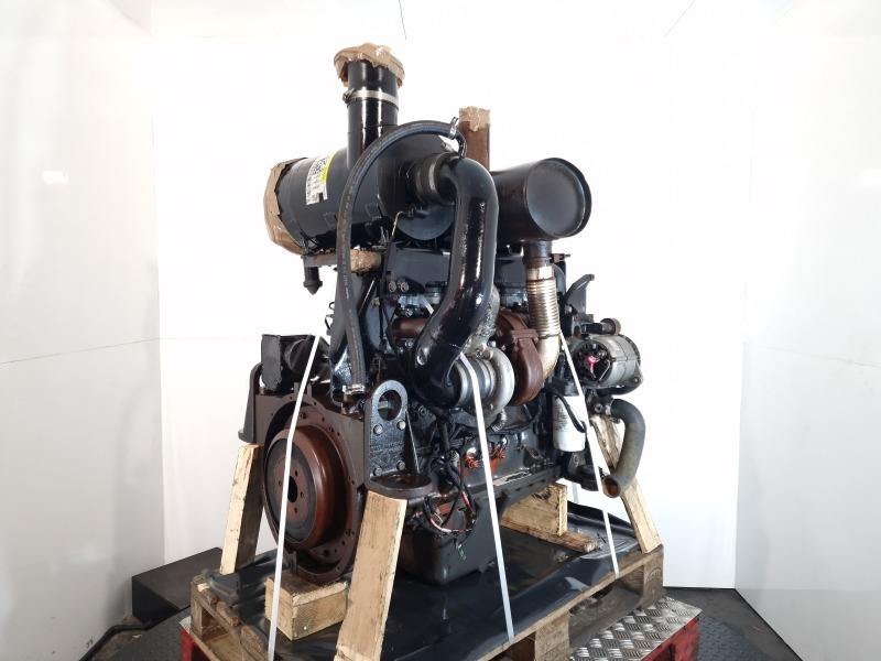 CNH F4HE9684E*J102 667TA EBD Engine (Plant) - Motor pentru Utilaje constructii: Foto 1 CNH F4HE9684E*J102 667TA EBD Engine (Plant) - Motor pentru Utilaje constructii: Foto 1