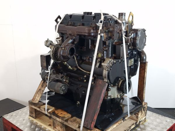 Caterpillar/Perkins 3054C Engine (Plant) - Motor pentru Utilaje constructii: Foto 4 Caterpillar/Perkins 3054C Engine (Plant) - Motor pentru Utilaje constructii: Foto 4