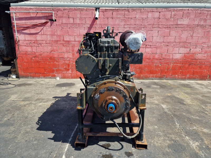 Komatsu SAA6D170E-5 Engine (Plant) - Motor pentru Utilaje constructii: Foto 2 Komatsu SAA6D170E-5 Engine (Plant) - Motor pentru Utilaje constructii: Foto 2