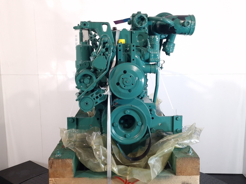 Volvo EC210B Excavator D6D EGE2 New Engine (Plant) - Motor pentru Utilaje constructii: Foto 5 Volvo EC210B Excavator D6D EGE2 New Engine (Plant) - Motor pentru Utilaje constructii: Foto 5